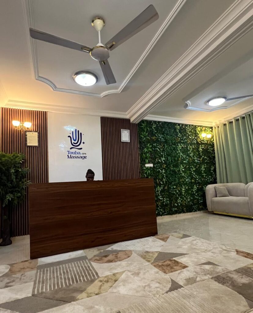 03 FRONT DESK TOUBA MASSAGE